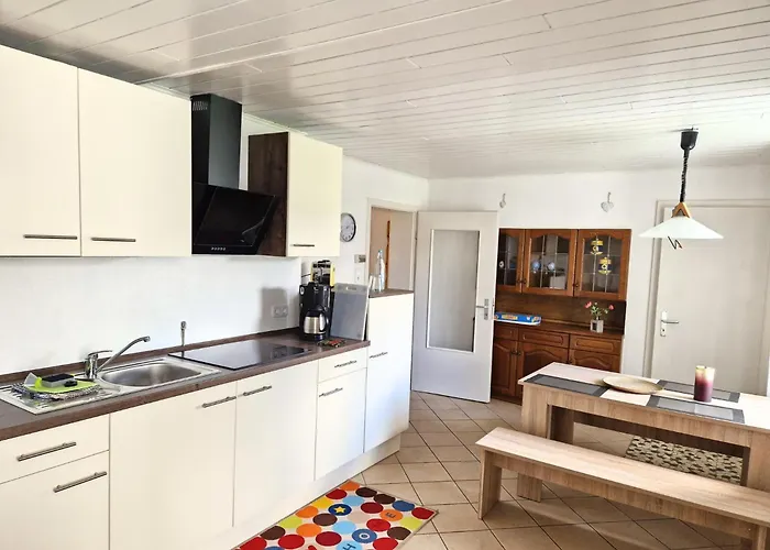 Zur Kasselburg Apartament *